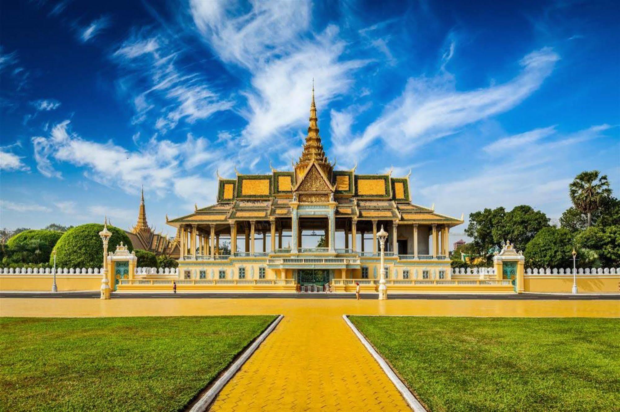 Sovanphum Pensión y Restaurante Phnom Penh Exterior foto